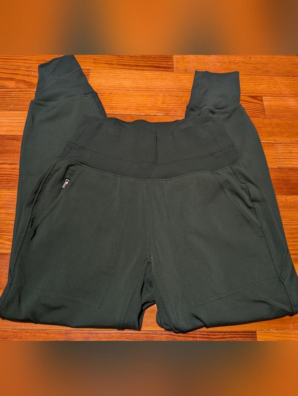 Athleta Venice Jogger XXSP Seaweed Snack Green